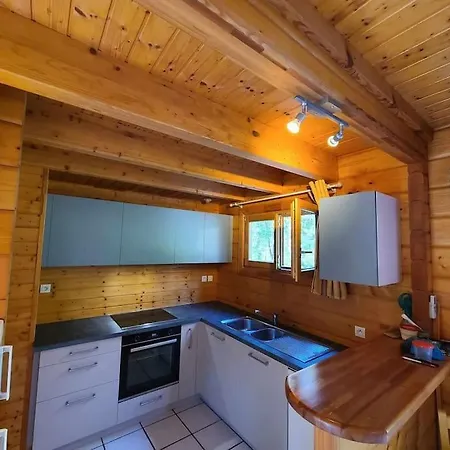 En Bois Apartment *